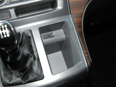 2021款 2.0L 手动舒适型 7座