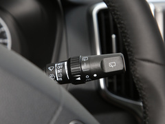 2021款 2.0L 手动豪华型 7座