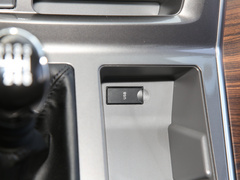 2021款 2.0L 手动豪华型 7座