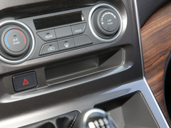 2021款 2.0L 手动豪华型 7座