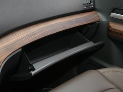 2021款 2.0L 手动豪华型 7座
