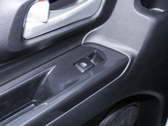 2020款 1.5L 手动经典型
