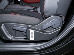 2021款 1.5T CVT尊贵智联型