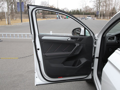 2021款 330TSI 两驱越享版