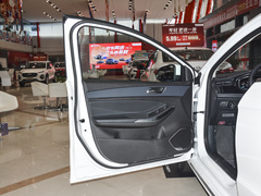 2020款 小AI 1.5L 手动享PLUS 