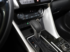 2021款 1.5T CVT两驱梦想版