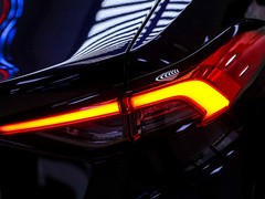 2021款 2.0L 豪华版