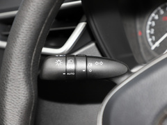 2021款 2.0L 豪华版