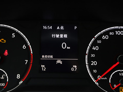 2021款 1.5L 自动舒适版