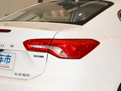 2021款 三厢 EcoBoost 180 自动锋潮型