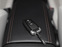 2021款 三厢 EcoBoost 180 自动锋潮型