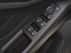 2021款 三厢 EcoBoost 180 自动ST Line