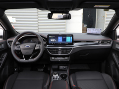 2021款 三厢 EcoBoost 180 自动ST Line
