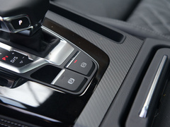 奥迪Q5L Sportback 2021款 40 TFSI 上市特别版