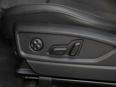 2021款 40 TFSI 豪华型
