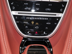 2022款 4.0T V8 Coupe