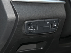 2021款 荣耀百万版 1.6L 手动豪华版