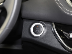 2021款 PLUS 2.0T 汽油自动豪华版