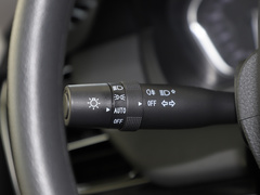 2021款 PLUS 2.0T 汽油自动豪华版