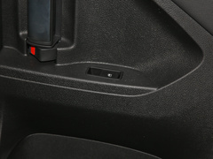 2021款 PLUS 2.0T 汽油自动智尊版