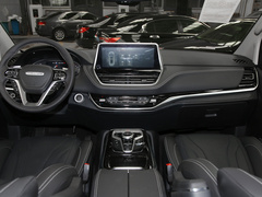 2021款 PLUS 2.0T 汽油自动智尊版