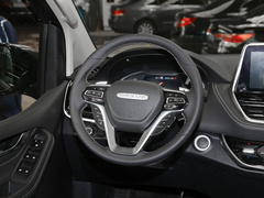 2021款 PLUS 2.0T 汽油自动智尊版