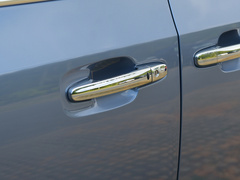 2021款 PLUS 2.0T 汽油自动旗舰版