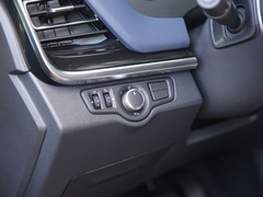 2021款 PLUS 2.0T 汽油自动旗舰版
