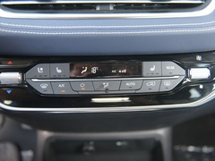 2021款 PLUS 2.0T 汽油自动旗舰版
