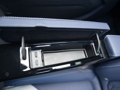 2021款 PLUS 2.0T 汽油自动旗舰版