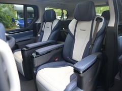 2021款 PLUS 2.0T 汽油自动旗舰版