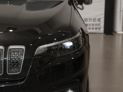 2021款 2.0T 四驱80周年纪念版