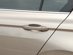 2021款 1.5L 手动舒适智联版