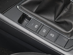 2021款 1.5L 手动舒适智联版