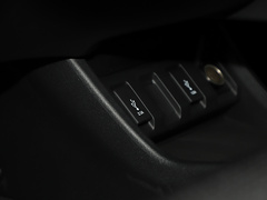 2021款 220TURBO CVT豪华版