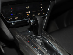 2021款 220TURBO CVT豪华版