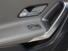奔驰A级AMG 2020款 AMG A 35 L 4MATIC
