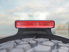 2021款 2.0T 罗宾汉四门版