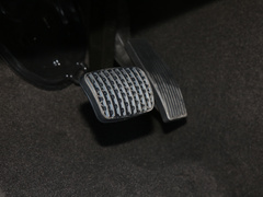 2021款 Redline 550T 自动锐联版