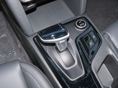2021款 2.0L 自动两驱领先版GLS