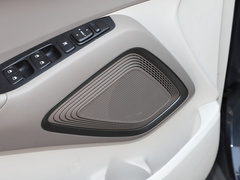 2021款 2.0L 自动两驱领先版GLS