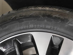 2020款 1.5T 自动旗舰型头等舱