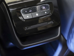 2020款 1.5T 自动旗舰型头等舱