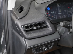 2020款 1.5T 自动旗舰型头等舱