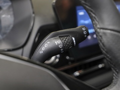 2020款 1.5T 自动旗舰型头等舱