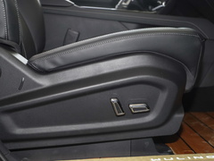 2020款 1.5T 自动旗舰型头等舱