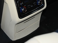 2022款 3.0T 商务版 登峰型 7座