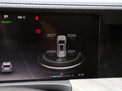 2022款 3.0T 商务版 登峰型 7座