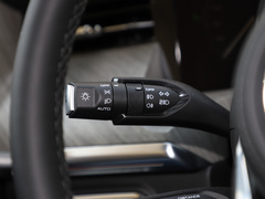 2022款 3.0T 商务版 登峰型 7座
