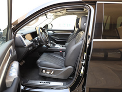 2022款 3.0T 商务版 登峰型 7座